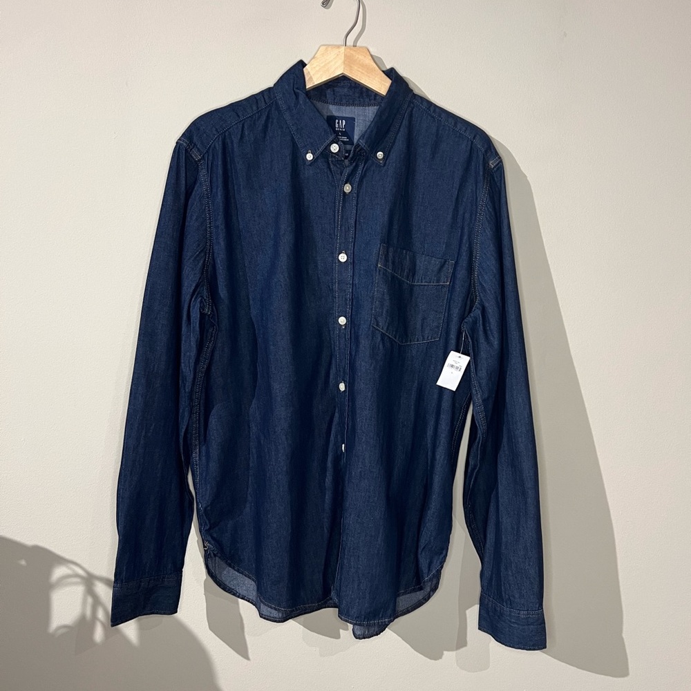 NWT 2018 Dark Denim Long Sleeve Button Down